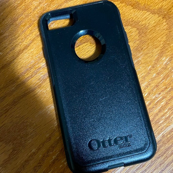 OtterBox Other - Black otterbox commuter case iPhone 8 EUC